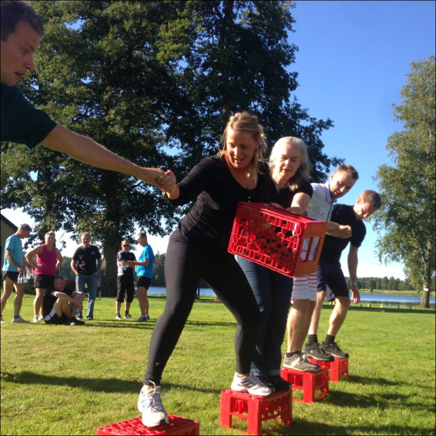 backstafett2 - Nässjö inredningar ville skapa en minnesvärd upplevelse för personalen i samband med sin nordiska koncernträff. Eventkraft fick i uppdrag att arrangera en heldag med aktiviteter, mat, dryck och underhållning.