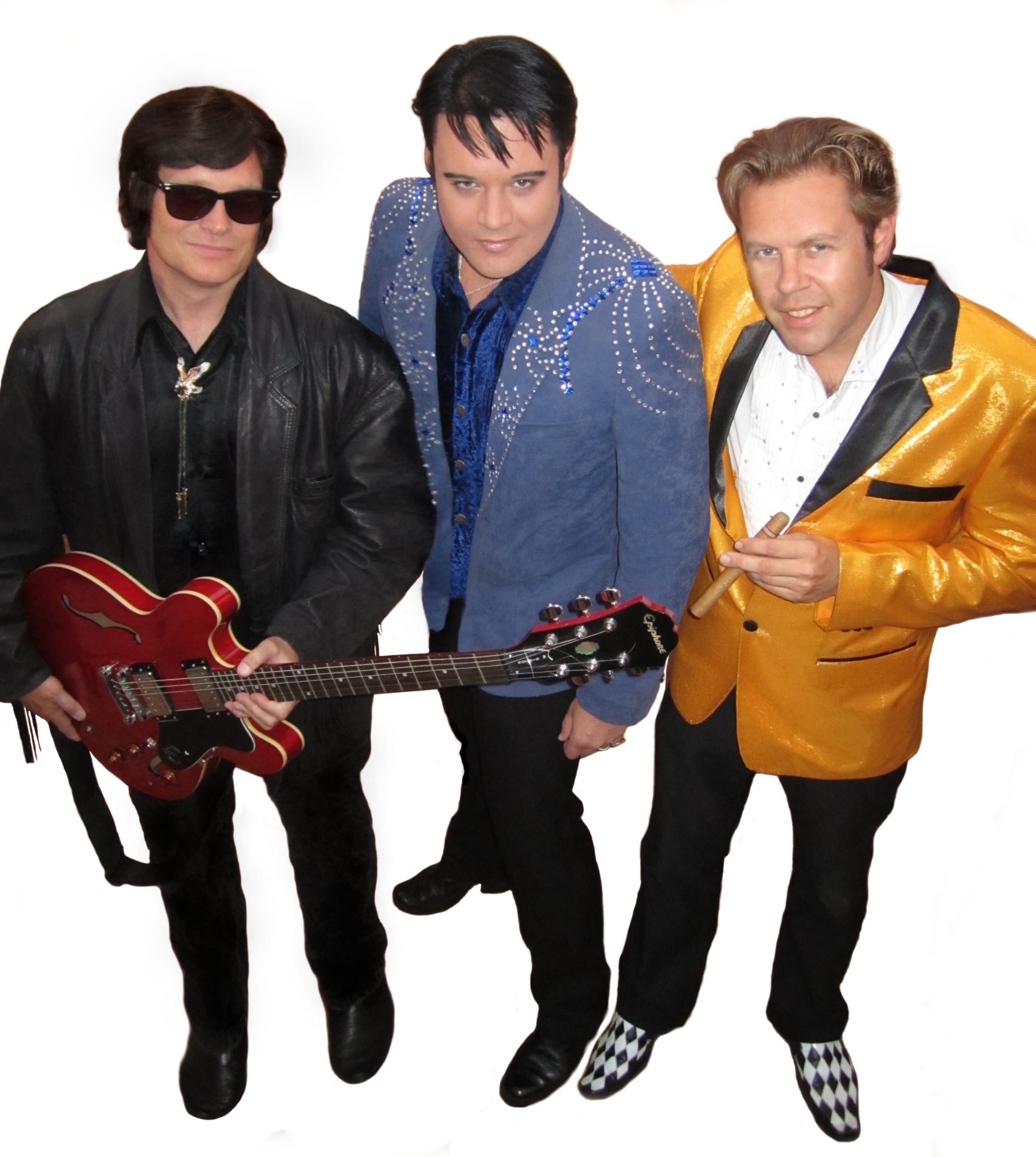 The Legends Show scaled - Fiesta är ett coverband från Göteborg som sedan 2011 spelat på flertalet festivaler, after ski, after beach, julbord, event, privatfester och företagsfester runt om i Sverige. Fiesta sätter publiken i fokus med högt tempo och med blandad repertoar skapar hög feststämning. Bandet levererar förutom underhållning alltid fullproduktion med ljud/ljus. Fiesta erbjuder helhetslösningar med allt ifrån middagsunderhållning/mingel, partyset och DJ resten av kvällen, allt går att kombinera helt utifrån ert behov och önskemål.