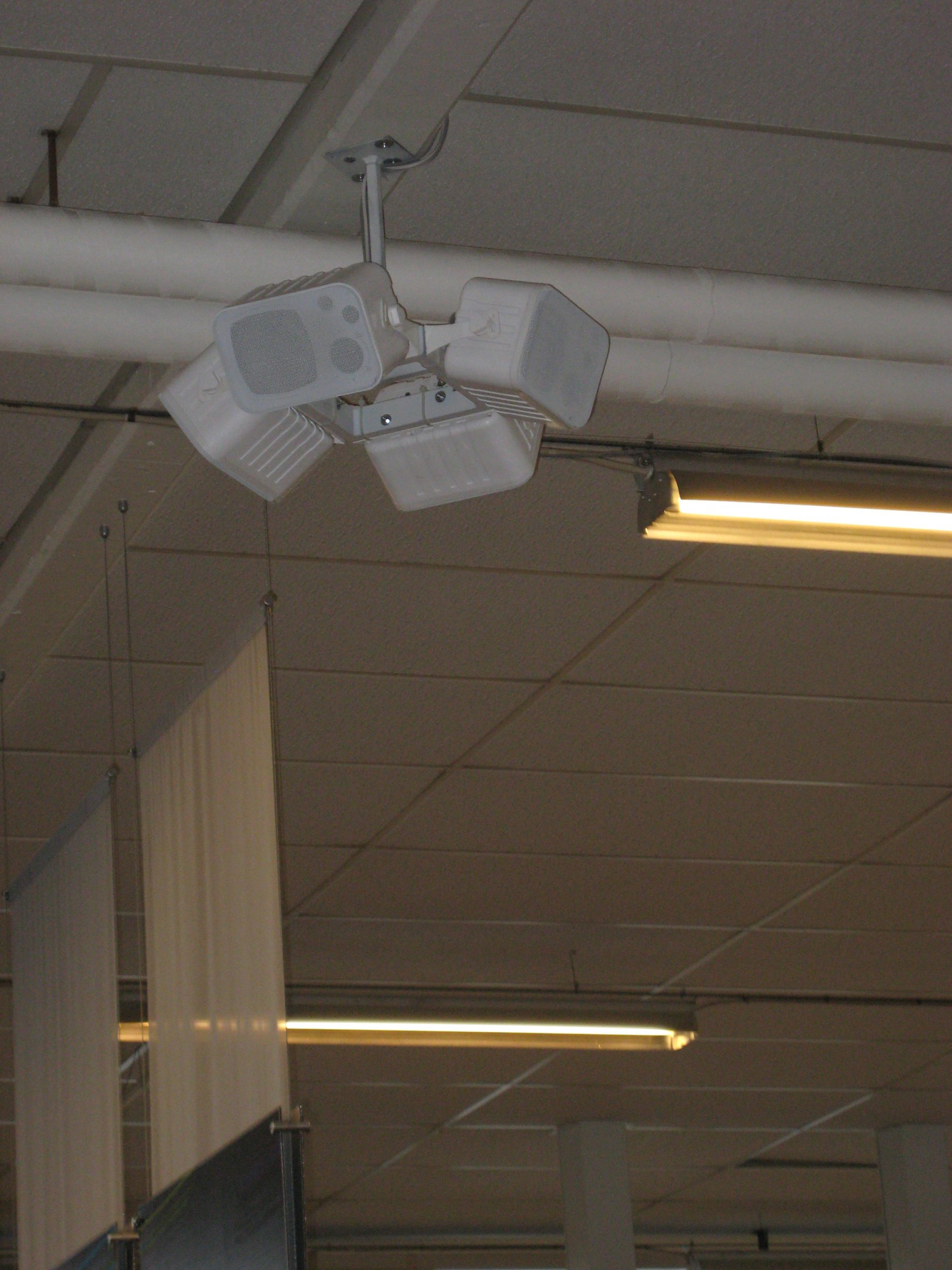 Installation - Eventkraft har många års erfarenhet inom installation av ljud & ljus, bildteknik m.m. Vi kan leverera optimala lösningar för både små och stora lokaler. Installation - Bild 17