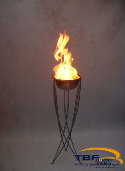 Namnlöst 10 - Boka en Temafest Halloween av oss. Vi hjälper både privatpersoner och företag att genomföra event – stora som små. Halloween som tema är ganska tacksamt, Förutom att bara klä ut sig till festen, börjar nu alltfler festarrangörer även pimpa sina lokaler och hem-miljöer för att ytterligare skrämma upp sina gäster.