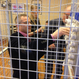 kontorsäventyret - Kontorsäventyret är en annorlunda och spännande inomhus-femkamp för minst 12 personer. Vi aktiverar er på konferensanläggningen eller på plats i det egna kontoret och förvandlar de vanliga kontors- eller konferenslokalerna till ovanliga utmaningar som passar alla.