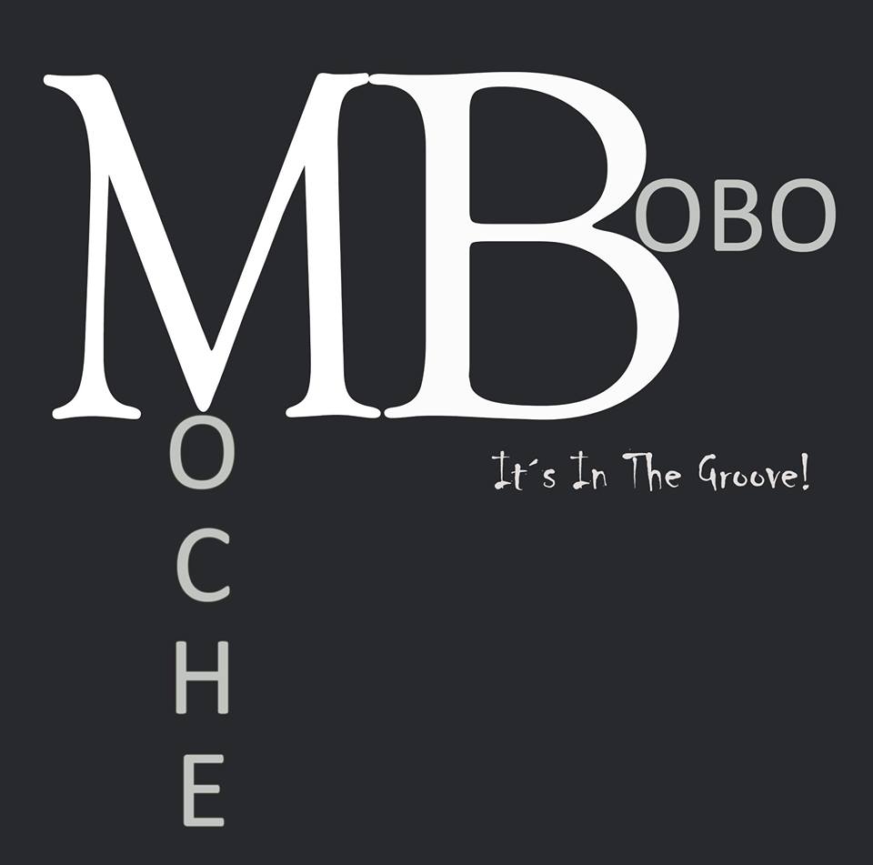 Moche Bobo – It’s in the groove - Ett svängigt show och coverband från Jönköping som förmedlar massor med spelglädje och har en härlig scennärvaro. Moche Bobo spelar en bred repertoar av låtar med förkärlek till soul, pop och disco. Deras musik passar de flesta sällskap och fungerar bra i sammanhang som t.ex. företagsfester, galor, event, bröllop m.m. MocheBobo logo - Ett svängigt show och coverband från Jönköping som förmedlar massor med spelglädje och har en härlig scennärvaro. Moche Bobo spelar en bred repertoar av låtar med förkärlek till soul, pop och disco. Deras musik passar de flesta sällskap och fungerar bra i sammanhang som t.ex. företagsfester, galor, event, bröllop m.m.