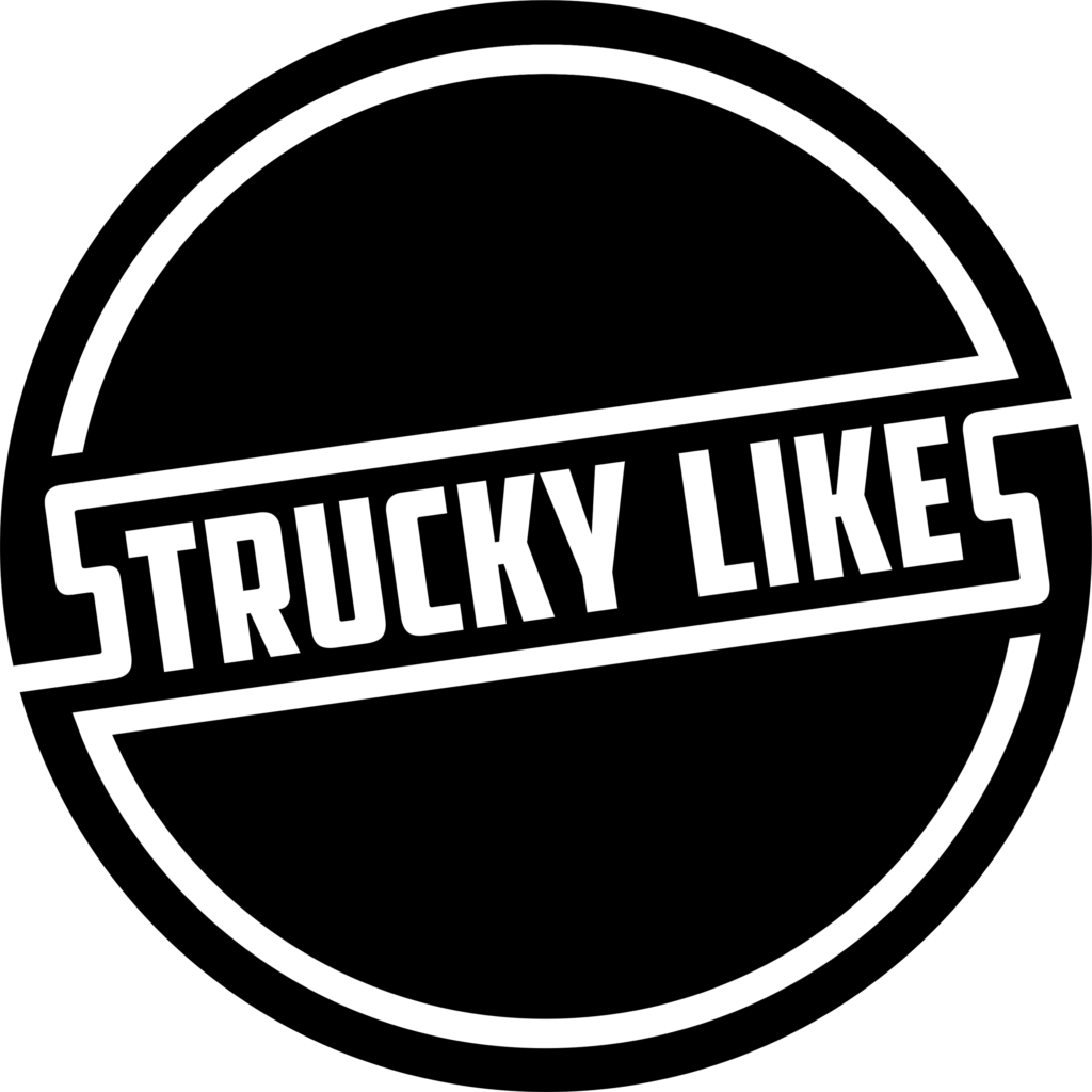 Strucky Likes - Strucky Likes är ett flitigt anlitat coverband med sin bas i Halmstad. Efter tio års turnerande har de setts spela på Hotel Tylösands After Beach såväl som Leffes Beachclub, Strand Borgholm, Silver Bullet Bar i Badgastein och mängder av privata fester, bröllop och företagsevents. De har även setts bakom svenska storstjärnor så som Jessica Andersson, Magnus Carlsson och Nanne Grönwall. Repertoaren sträcker sig från de mest uråldriga rock-dängorna, tar en sväng via svensk dansband och schlager för att slutligen hamna i dagens radiohits, allt anpassas efter varje specifikt tillfälle. strucky likes logo - Strucky Likes är ett flitigt anlitat coverband med sin bas i Halmstad. Efter tio års turnerande har de setts spela på Hotel Tylösands After Beach såväl som Leffes Beachclub, Strand Borgholm, Silver Bullet Bar i Badgastein och mängder av privata fester, bröllop och företagsevents. De har även setts bakom svenska storstjärnor så som Jessica Andersson, Magnus Carlsson och Nanne Grönwall. Repertoaren sträcker sig från de mest uråldriga rock-dängorna, tar en sväng via svensk dansband och schlager för att slutligen hamna i dagens radiohits, allt anpassas efter varje specifikt tillfälle.