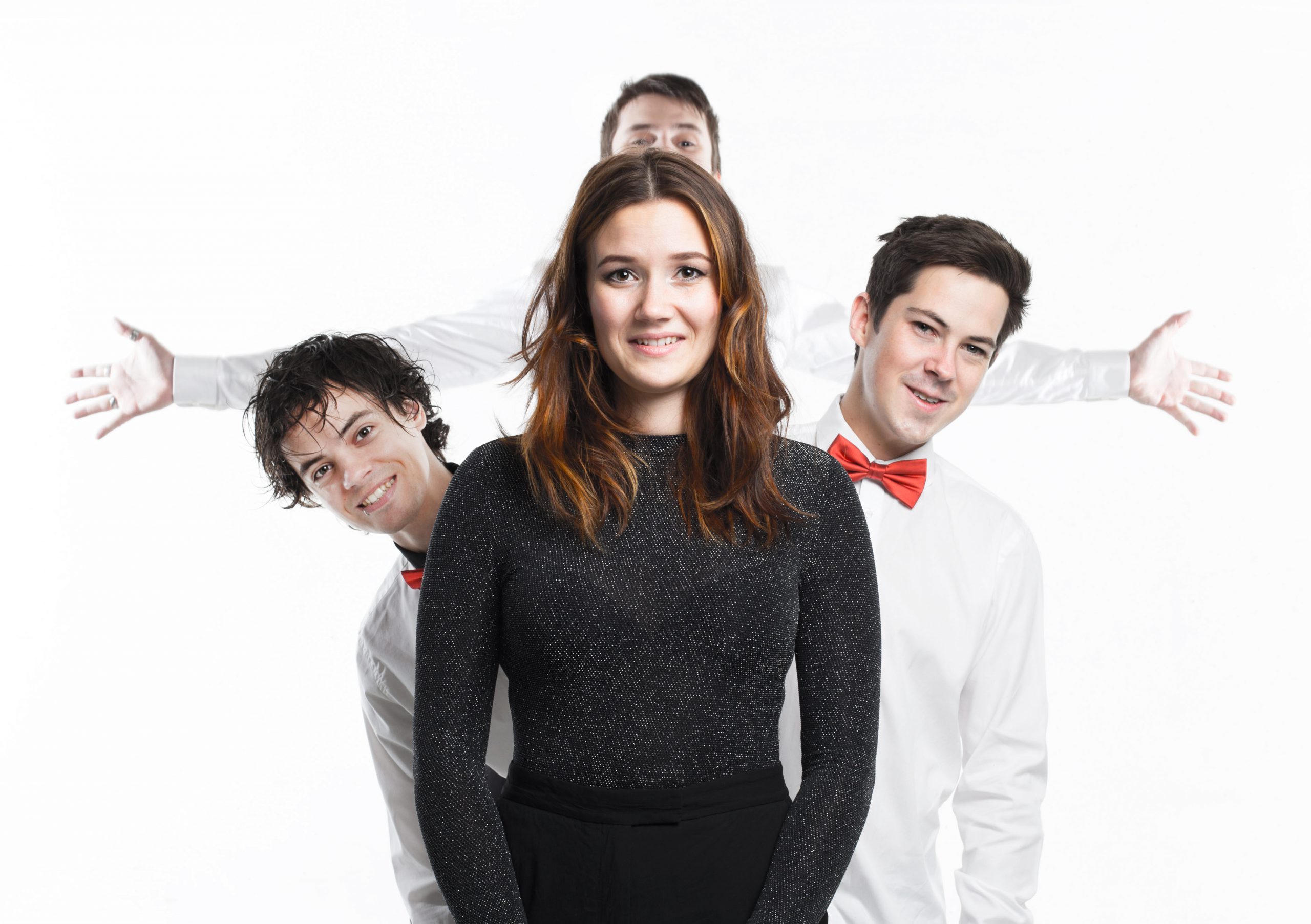 Karavanen1 scaled - Börja gärna med att läsa igenom vår prisguide över vad man bör tänka på när man bokar artister och underhållning. För att få en ungefärlig uppfattning om vad olika sorters underhållning kan kosta i samband med ett event så presenterar vi olika typer av underhållning nedan. Vi har även sammanställt en lite förenklad prisguide över de mest vanliga formerna av underhållning. Kika gärna på denna och hör av dig med önskemål om underhållning i en prisklass som du känner passar för ditt event!