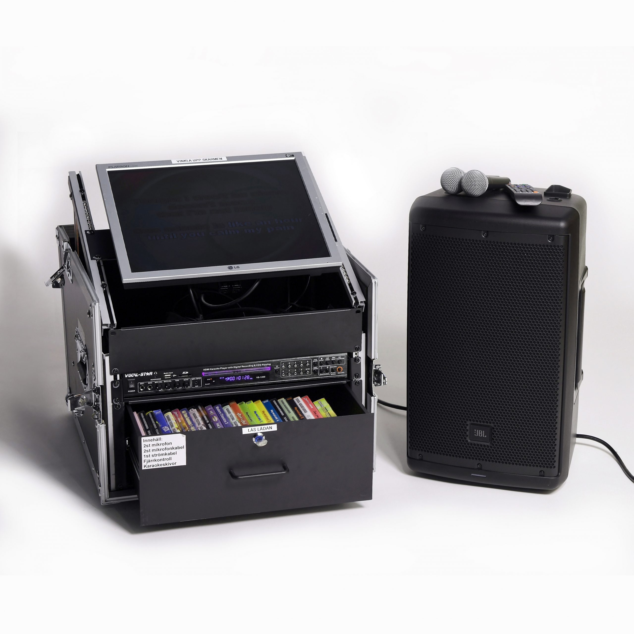 Huvudbild Karaoke 0033 scaled - Karaoke är ett populärt underhållningsalternativ där du och dina gäster för ett ögonblick själva blir stjärnorna i festens centrum!