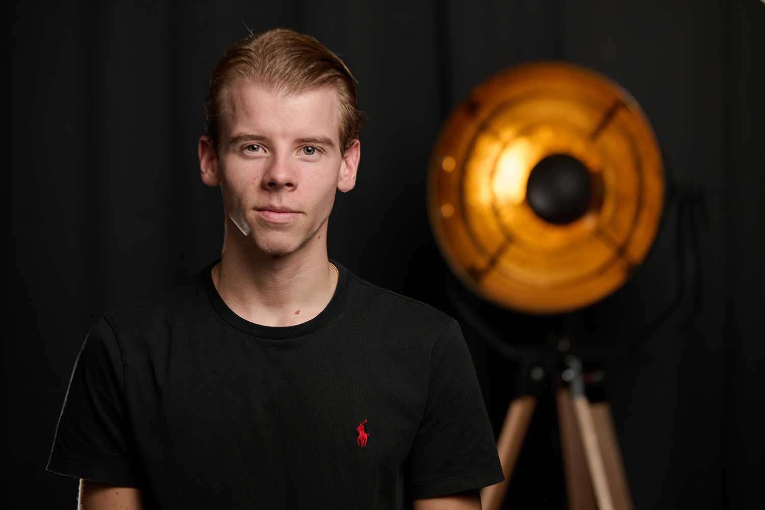 DSC 3370 eventkraft20230920 - Den tekniska utvecklingen inom solenergi och grön teknik har tagit stora steg den senaste tiden och Eventkraft fick nyligen förmånen att hjälpa flera utställare med monterteknik på mässan Elmia Solar.