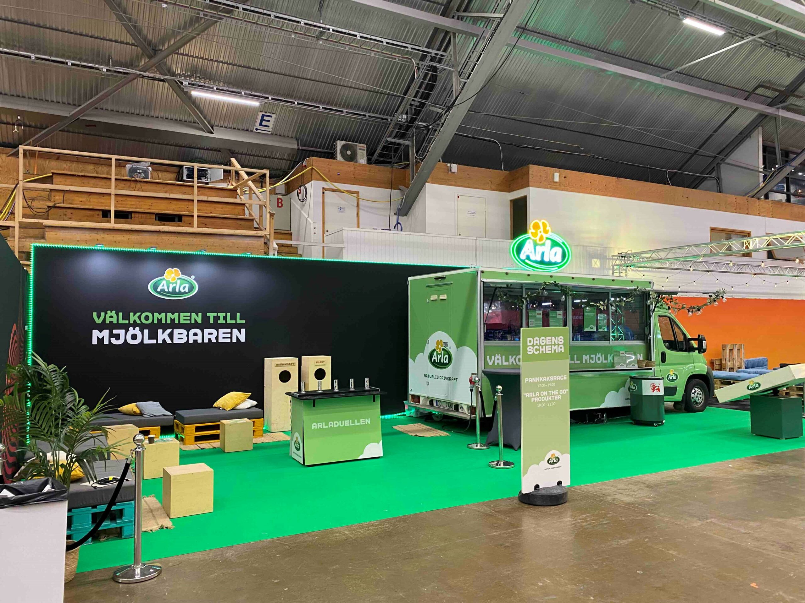 Dreamhack LePacte Arla beMatrix vagg ljusslinga2 scaled - Dreamhack Winter 2023 pågår mellan 23-26/11.