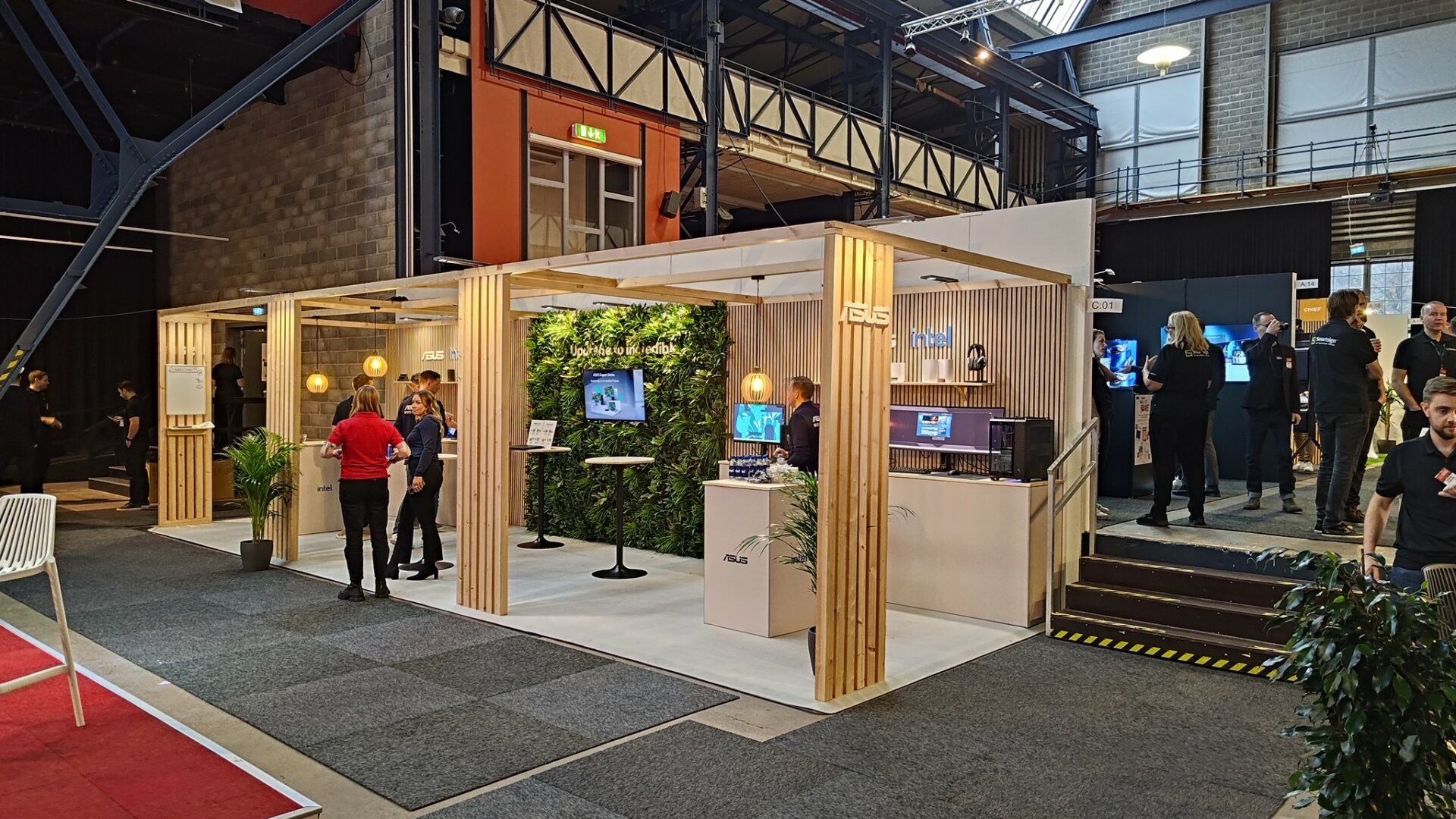 Exertis 6 - I vår hyrshop finns all typ av utrustning till din monter. Kontakta oss för att höra mer om hur vi kan hjälpa dig.