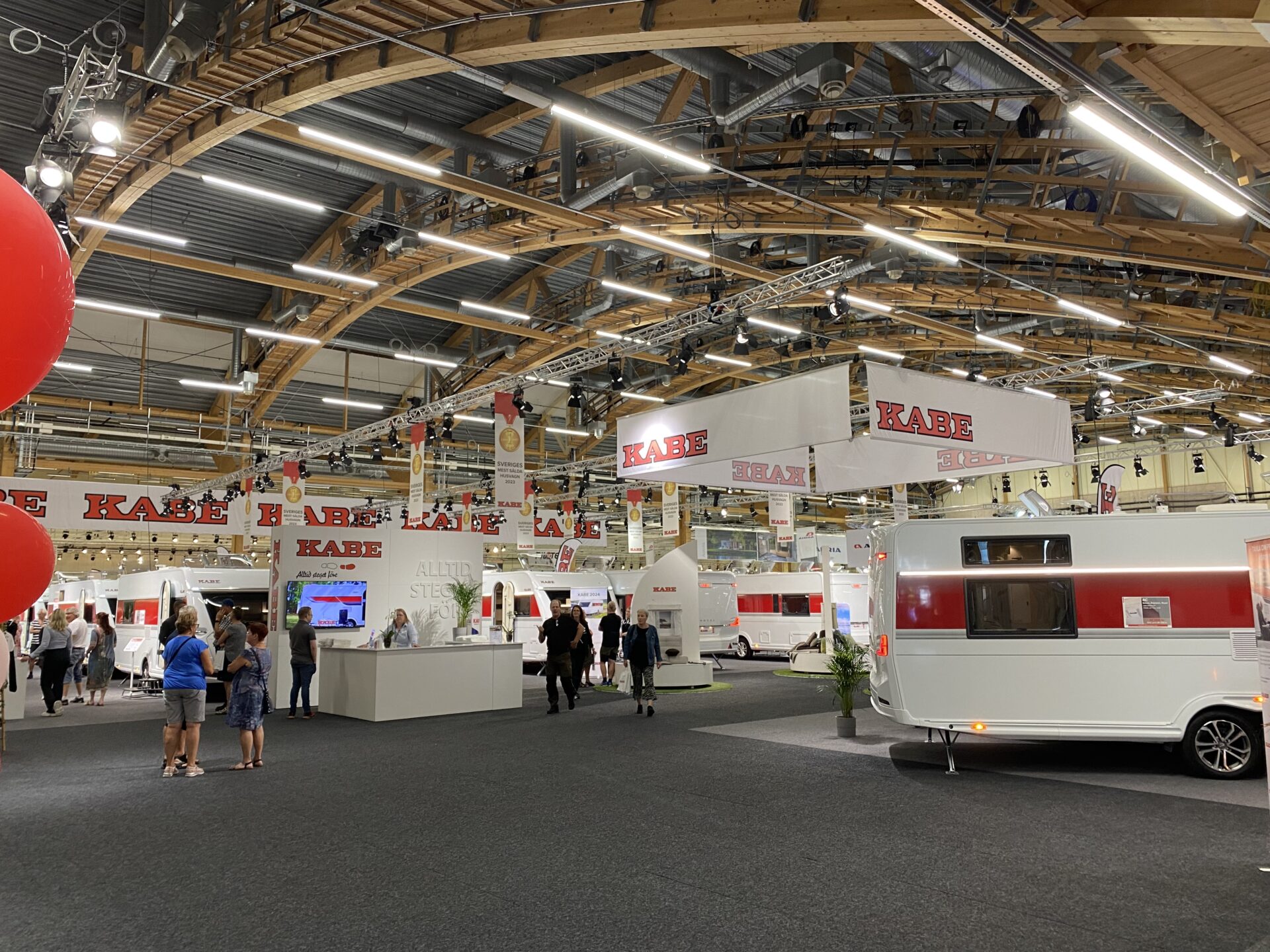 Foto 2023 09 07 16 56 19 - I vår hyrshop finns all typ av utrustning till din monter. Kontakta oss för att höra mer om hur vi kan hjälpa dig.