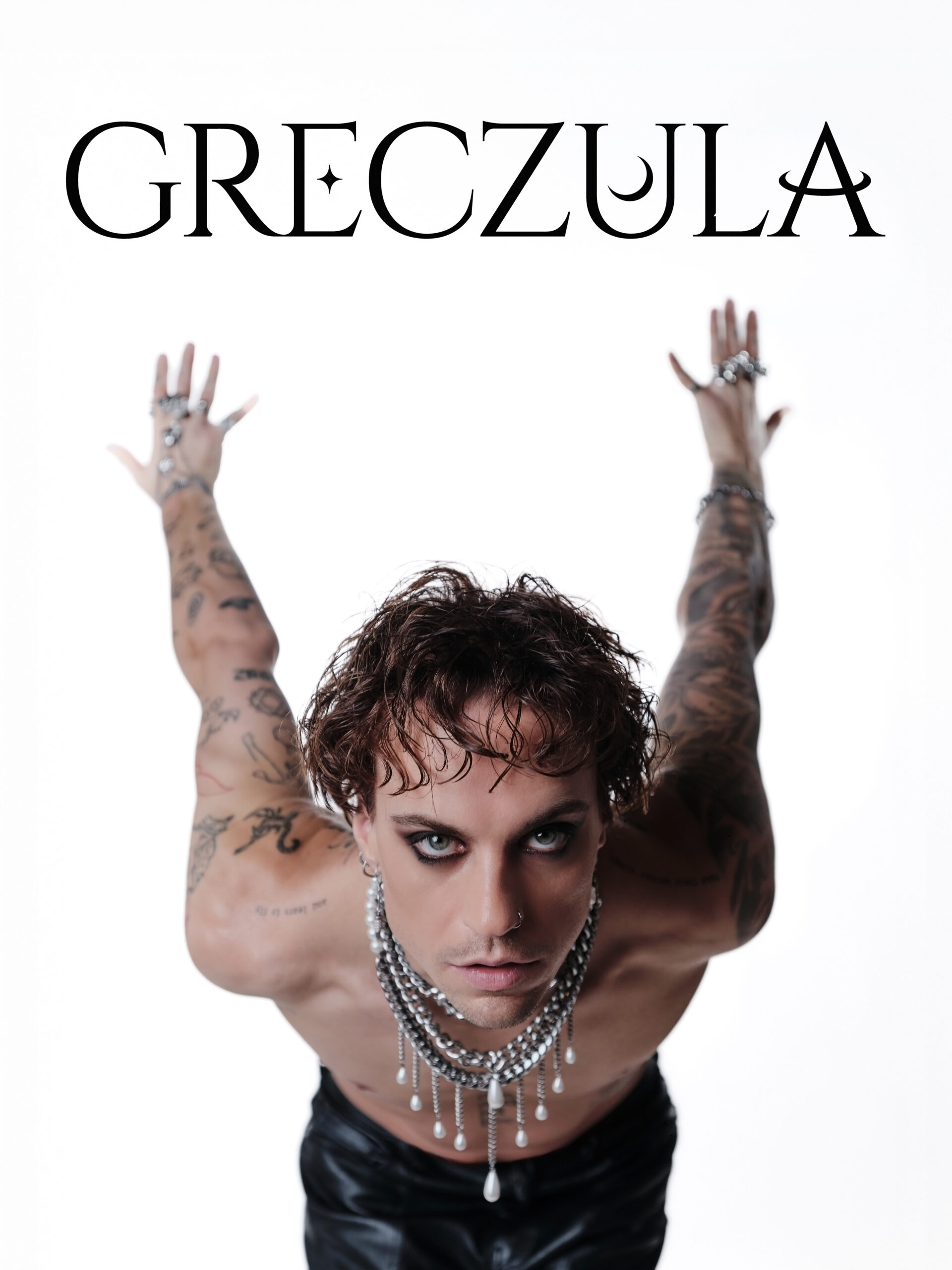 Greczula scaled - Mycket mer än bara stand up&nbsp;Babben är verkligen en artist med bredast tänkbara kompetens. Ett självklart val när du behöver en ståuppkomiker och lika utmärkt som moderator till nästa konferens. Dessutom (vilket få känner till) en jazzsångerska med mellansnack i världsklass.&nbsp;Men Babben är kanske mest intressant som föreläsare. Hon är väl inläst på sina ämnen, samtidigt som hon berör och är rolig.&nbsp;Just nu kan Du t.ex. boka föreläsningarna:&nbsp;*Offra dig lagom:&nbsp;Föreläsning på 1-1,5tim om stress, utbrändhet, hur du kan ta dig ur prestationstänkandet och värna dig själv. Många skratt varvade med handfasta råd och allvarliga frågeställningar.&nbsp;*Friskvård a la Babben:&nbsp;Föreläsning på 1-1,5tim om friskvård, stress, kriser, beroenden. Råd om hur du eliminerar stress och skapar stor hälsovinst.&nbsp;*Smällar man får ta:&nbsp;Livet borde vara en räkmacka men är det sällan. Det är lätt hänt att gamla mönster blir ett bagage vi släpar runt på även som vuxna. Personliga exempel med klassisk coachning – det mesta går att förändra om man vill.&nbsp;