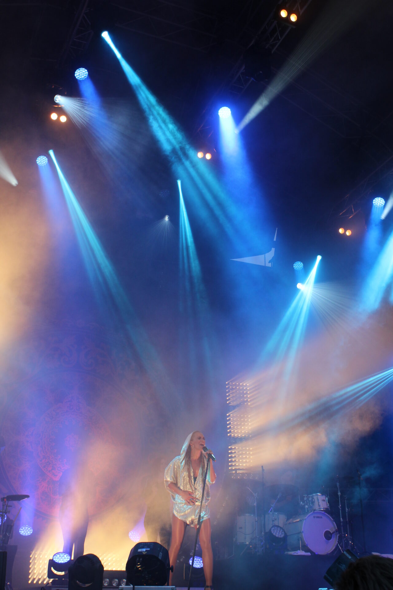 Prisguide 2023 - Börja gärna med att läsa igenom vår prisguide över vad man bör tänka på när man bokar artister och underhållning. För att få en ungefärlig uppfattning om vad olika sorters underhållning kan kosta i samband med ett event så presenterar vi olika typer av underhållning nedan. Vi har även sammanställt en lite förenklad prisguide över de mest vanliga formerna av underhållning. Kika gärna på denna och hör av dig med önskemål om underhållning i en prisklass som du känner passar för ditt event! IMG 4859 - Börja gärna med att läsa igenom vår prisguide över vad man bör tänka på när man bokar artister och underhållning. För att få en ungefärlig uppfattning om vad olika sorters underhållning kan kosta i samband med ett event så presenterar vi olika typer av underhållning nedan. Vi har även sammanställt en lite förenklad prisguide över de mest vanliga formerna av underhållning. Kika gärna på denna och hör av dig med önskemål om underhållning i en prisklass som du känner passar för ditt event!