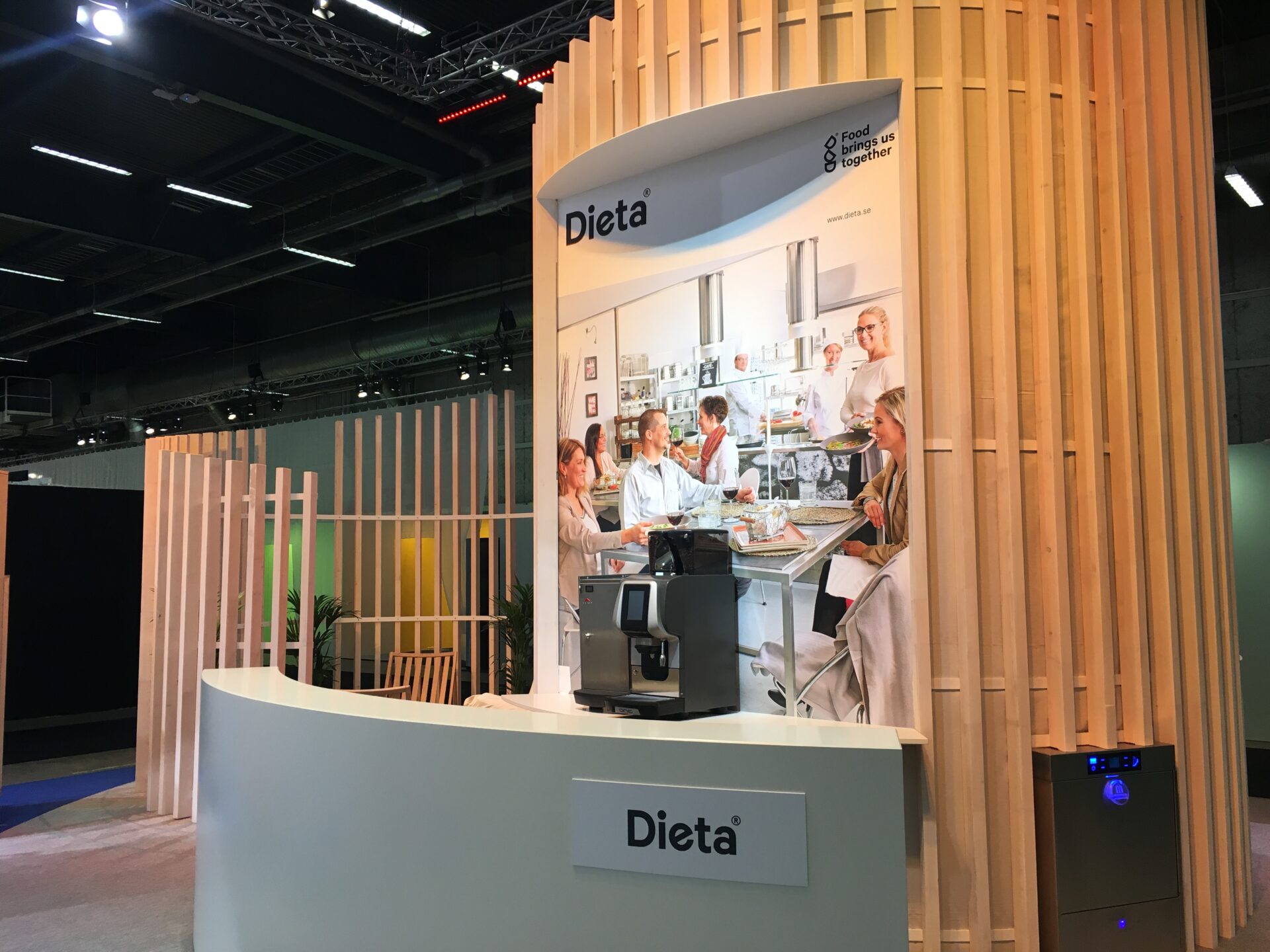 IMG 7705 - I vår hyrshop finns all typ av utrustning till din monter. Kontakta oss för att höra mer om hur vi kan hjälpa dig.