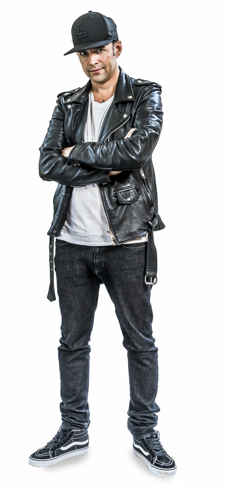 Julien1 - Julien Dauphin är en internationellt etablerad och mycket erfaren magiker som fått sin skolning vid anrika Magic Castle i Las Vegas. Hans utstrålning på scenen är mycket stark och han har ett sätt att fånga och manipulera publiken på som är väldigt unik. Har man sett honom så minns man honom.