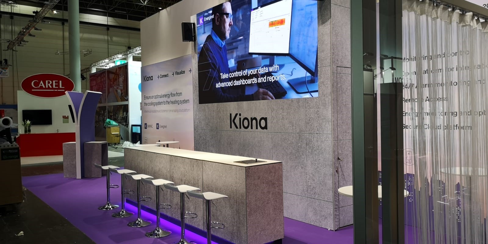 Kiona Euroshop M11 - Kiona är ett mellanstort svensk företag som arbetar med övervakningssystem för fastigheters el, temperatur, ventilation, larm, energi mm. Vi lärde känna det trevliga gänget första gången i samband med Nordbygg och fick sedan utökat förtroende när det var dags för den stora butiksmässan Euroshop i Tyskland.