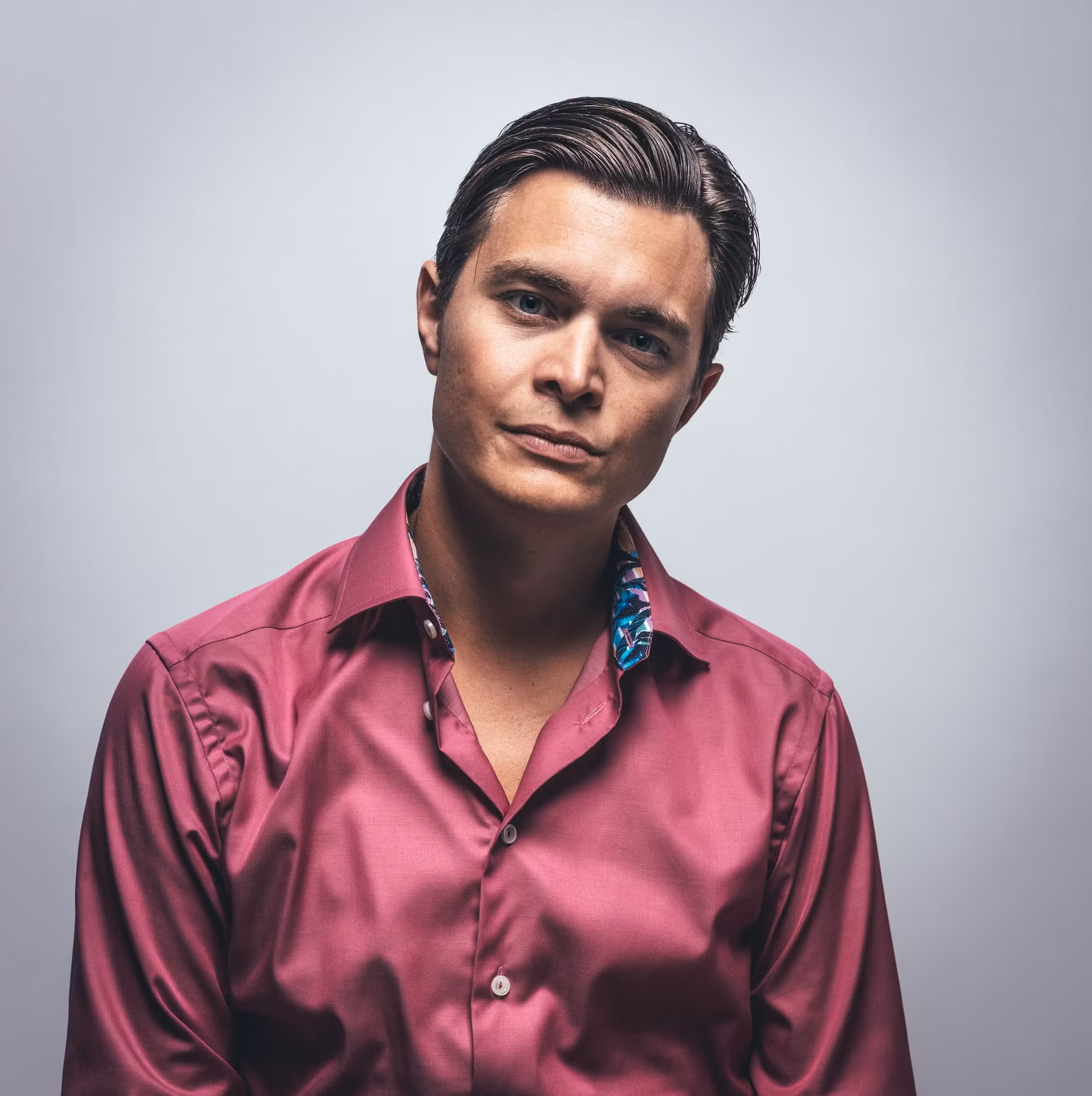 Messiah Hallberg - Mycket mer än bara stand up&nbsp;Babben är verkligen en artist med bredast tänkbara kompetens. Ett självklart val när du behöver en ståuppkomiker och lika utmärkt som moderator till nästa konferens. Dessutom (vilket få känner till) en jazzsångerska med mellansnack i världsklass.&nbsp;Men Babben är kanske mest intressant som föreläsare. Hon är väl inläst på sina ämnen, samtidigt som hon berör och är rolig.&nbsp;Just nu kan Du t.ex. boka föreläsningarna:&nbsp;*Offra dig lagom:&nbsp;Föreläsning på 1-1,5tim om stress, utbrändhet, hur du kan ta dig ur prestationstänkandet och värna dig själv. Många skratt varvade med handfasta råd och allvarliga frågeställningar.&nbsp;*Friskvård a la Babben:&nbsp;Föreläsning på 1-1,5tim om friskvård, stress, kriser, beroenden. Råd om hur du eliminerar stress och skapar stor hälsovinst.&nbsp;*Smällar man får ta:&nbsp;Livet borde vara en räkmacka men är det sällan. Det är lätt hänt att gamla mönster blir ett bagage vi släpar runt på även som vuxna. Personliga exempel med klassisk coachning – det mesta går att förändra om man vill.&nbsp;