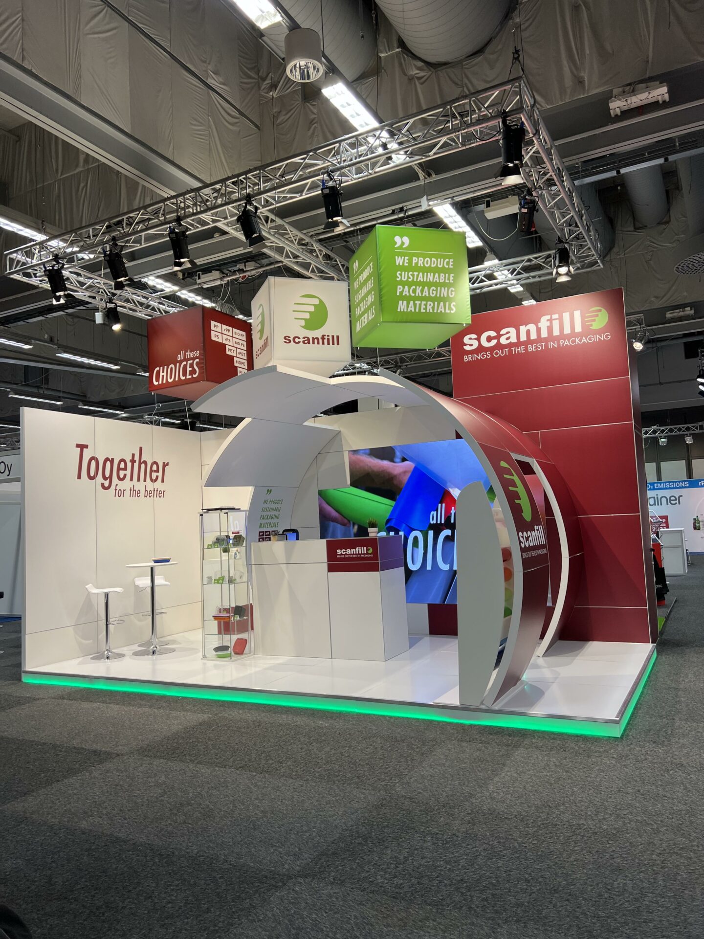 Scanfill - I vår hyrshop finns all typ av utrustning till din monter. Kontakta oss för att höra mer om hur vi kan hjälpa dig.