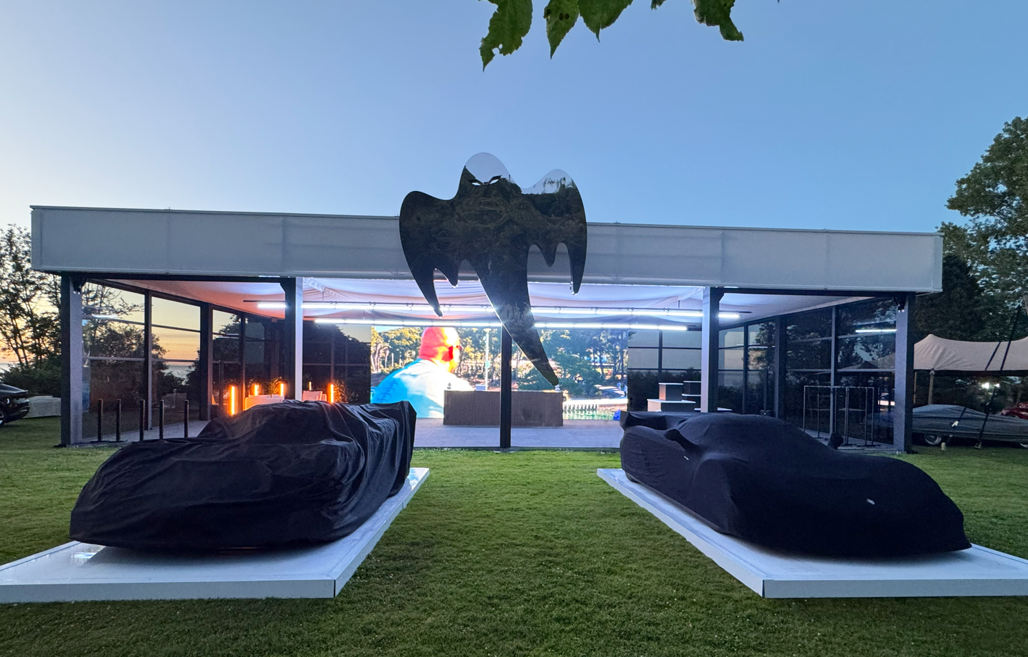 Utstall - Under Aurora Track Day i Båstad och de efterföljande familjedagarna i Ängelholm, har Eventkraft haft förtroendet att få leverera en stor del av den tekniska infrastrukturen till Koenigseggs aktiviteter och utställningar.