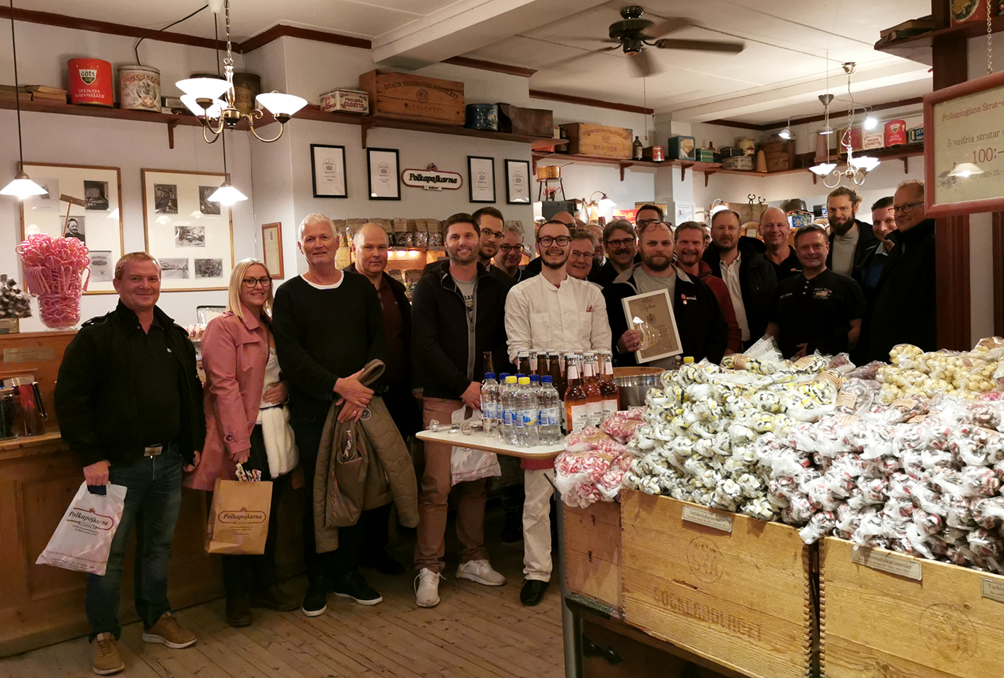 baka polkagrisar i gränna