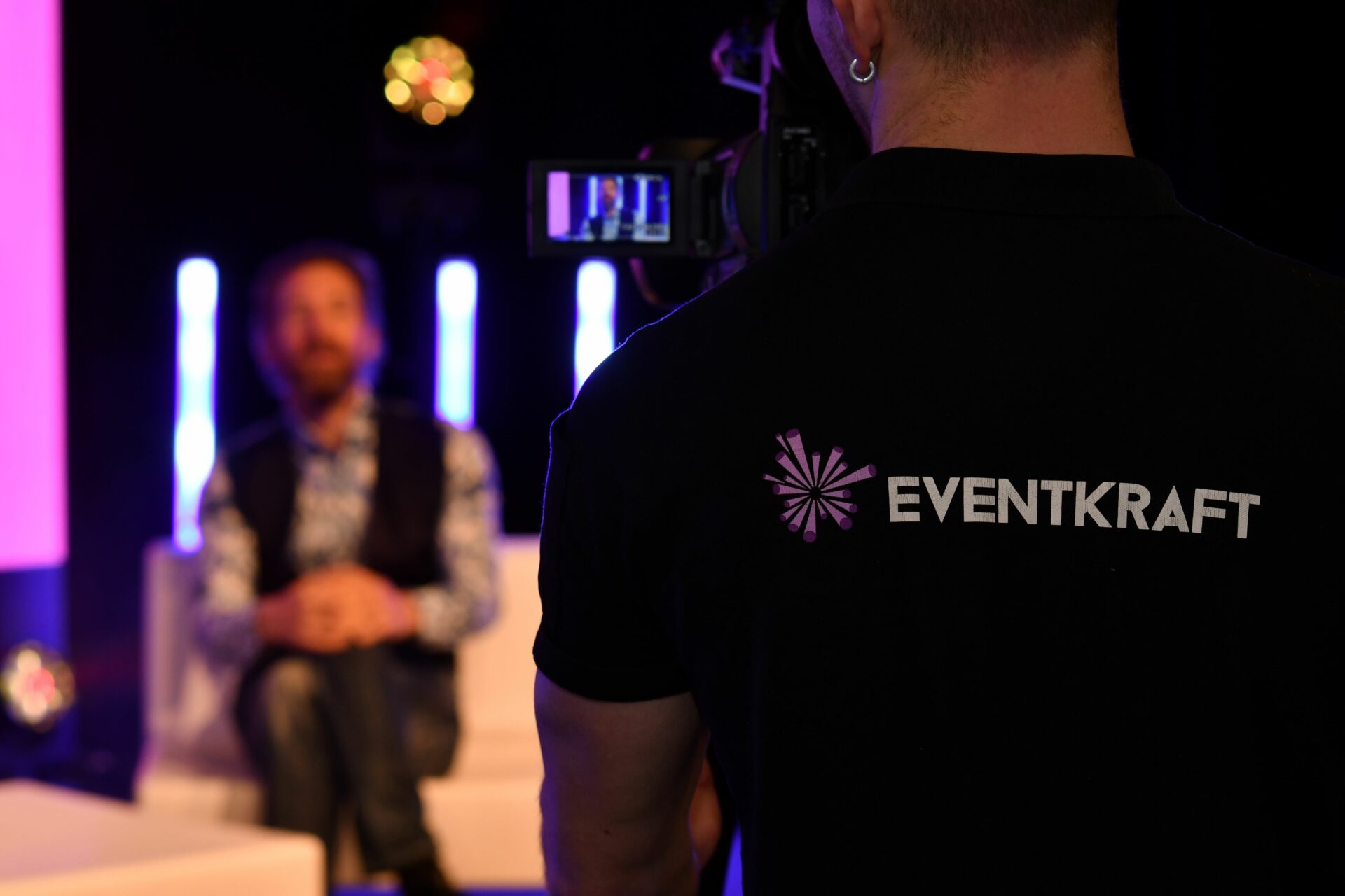 Kontakt - Söker du kontaktuppgifter till någon särskild av våra medarbetare, klicka på knappen nedan! eventkraft studio - Söker du kontaktuppgifter till någon särskild av våra medarbetare, klicka på knappen nedan!