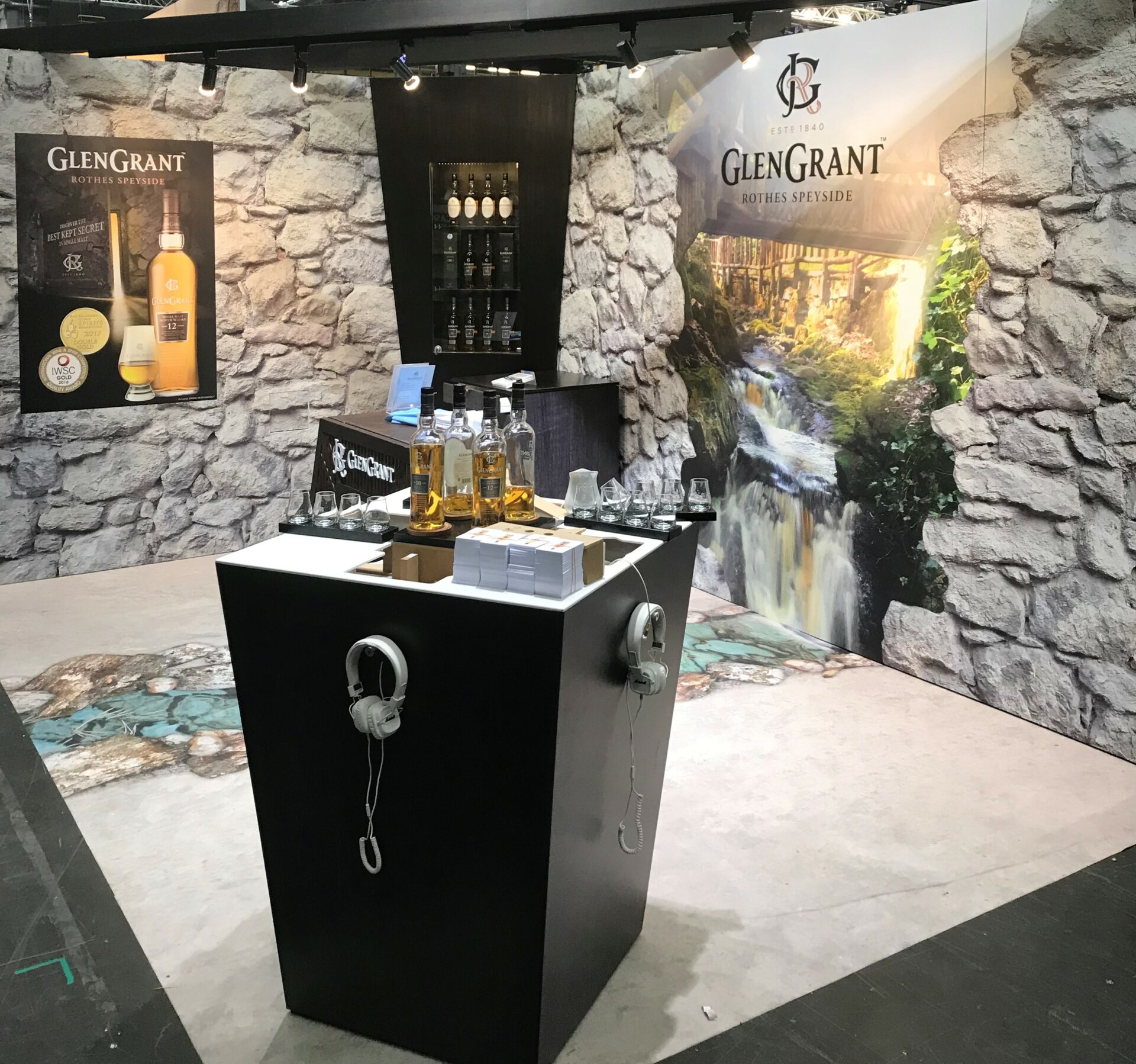 massdisk - I vår hyrshop finns all typ av utrustning till din monter. Kontakta oss för att höra mer om hur vi kan hjälpa dig.