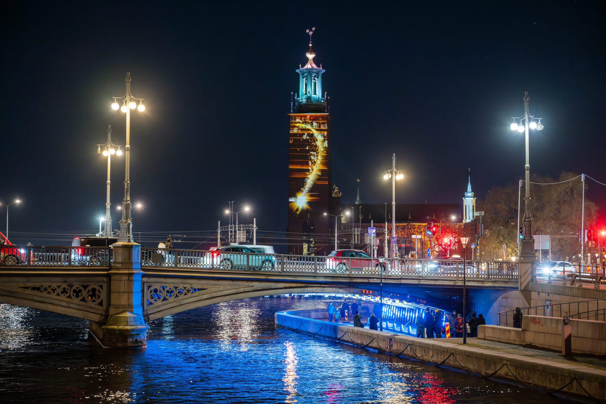 nobellight DSC 7547 Fo╠erba╠ettrat BR scaled - Belysning av byggnader, parker, monument m.m. blir allt vanligare i samband med teknikens utveckling och nya miljövänliga alternativ av ljuskällor som LED.