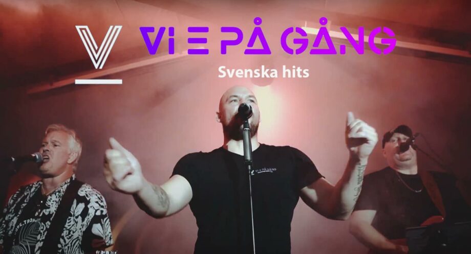 vi e pa gang coverband - Vi e på gång är ett energiskt svenskt coverband som levererar hits med en unik twist! Med en bred repertoar från klassiska svenska låtar till internationella hits, skapar de en oförglömlig liveupplevelse. Bandet bjuder på en smittsam glädje och passion för musik som får varje publik att sjunga och dansa med. Perfekt för alla typer av fester och evenemang – Vi e på gång får alltid festen att lyfta!